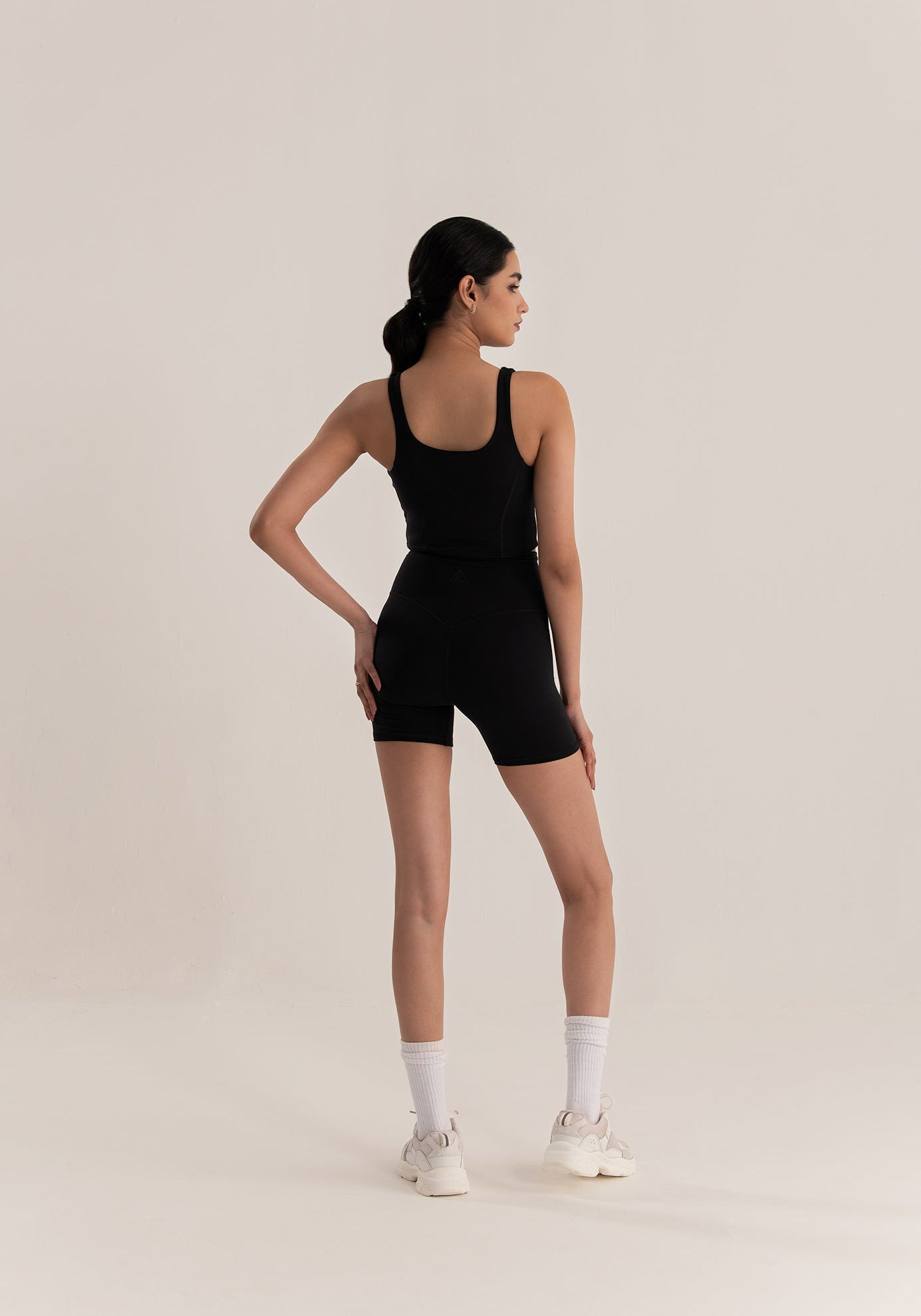 Sculpt iQ™ Shorts – Eclipse Black