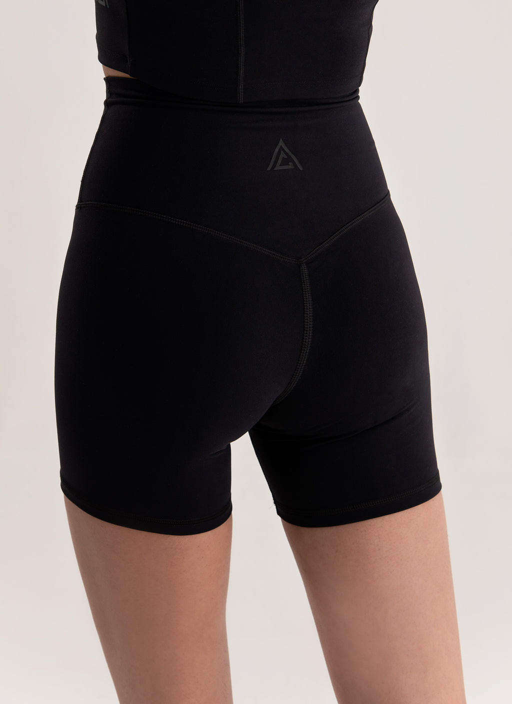 Sculpt iQ™ Shorts – Eclipse Black
