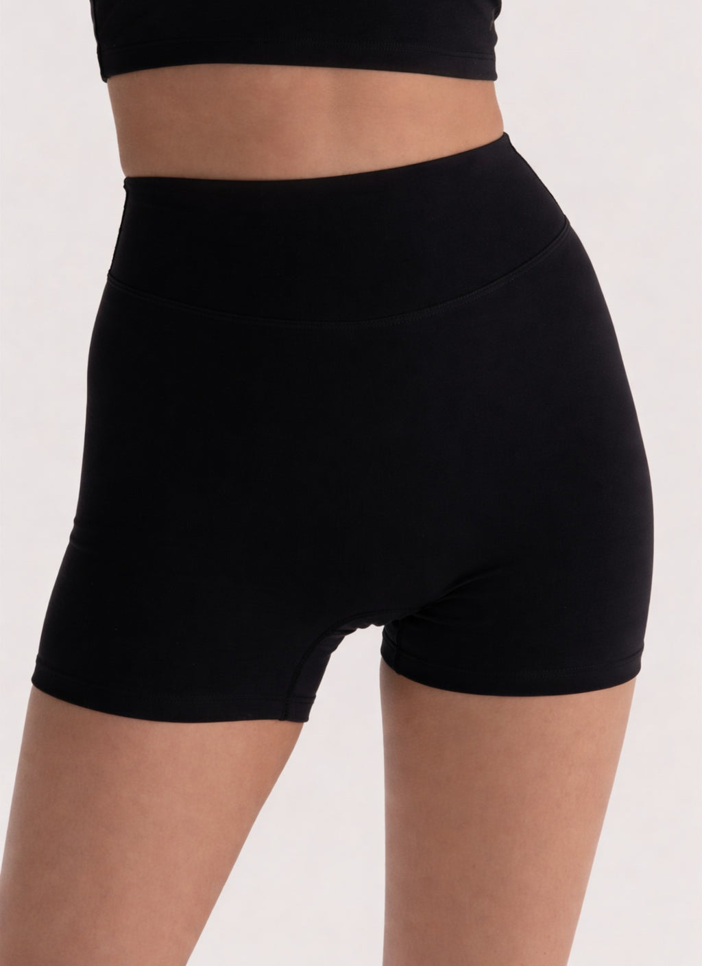 Sculpt iQ™ Plus Shorts – Eclipse Black